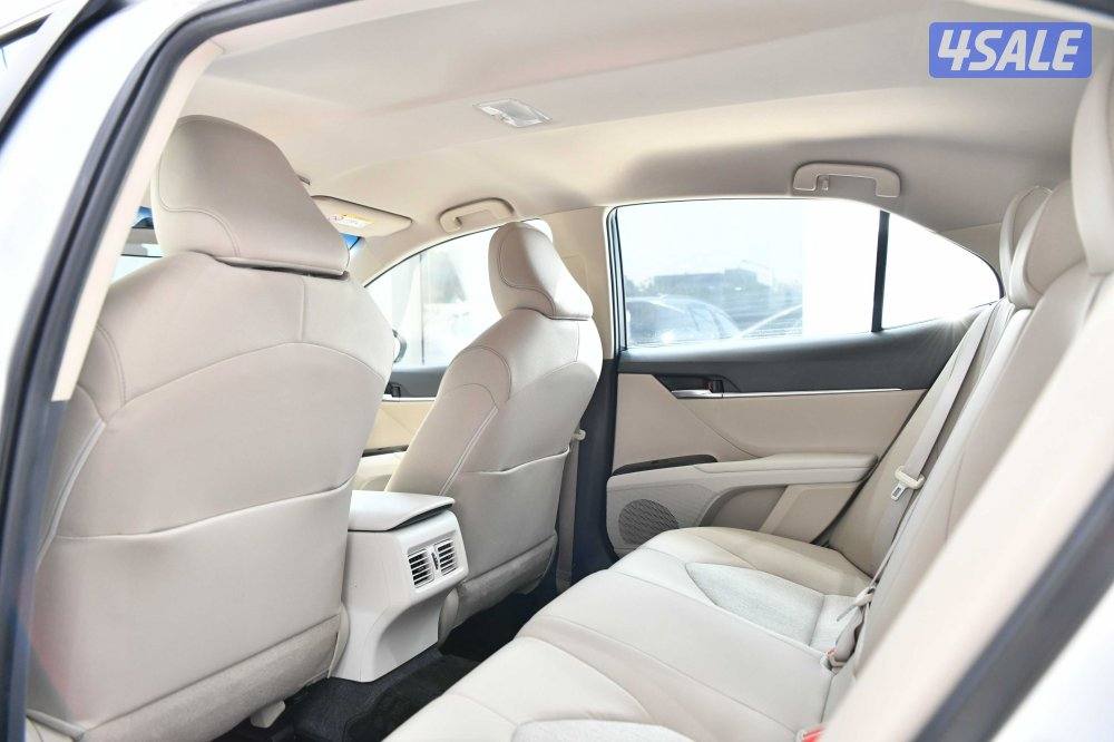 تويوتا كامري LE4