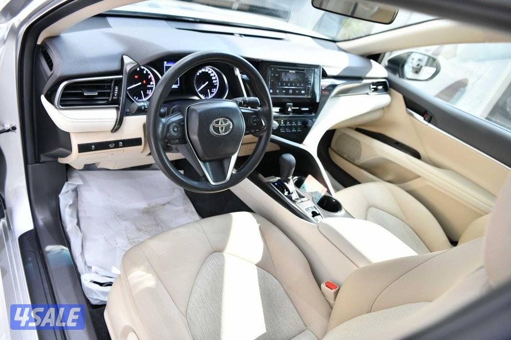 تويوتا كامري LE5