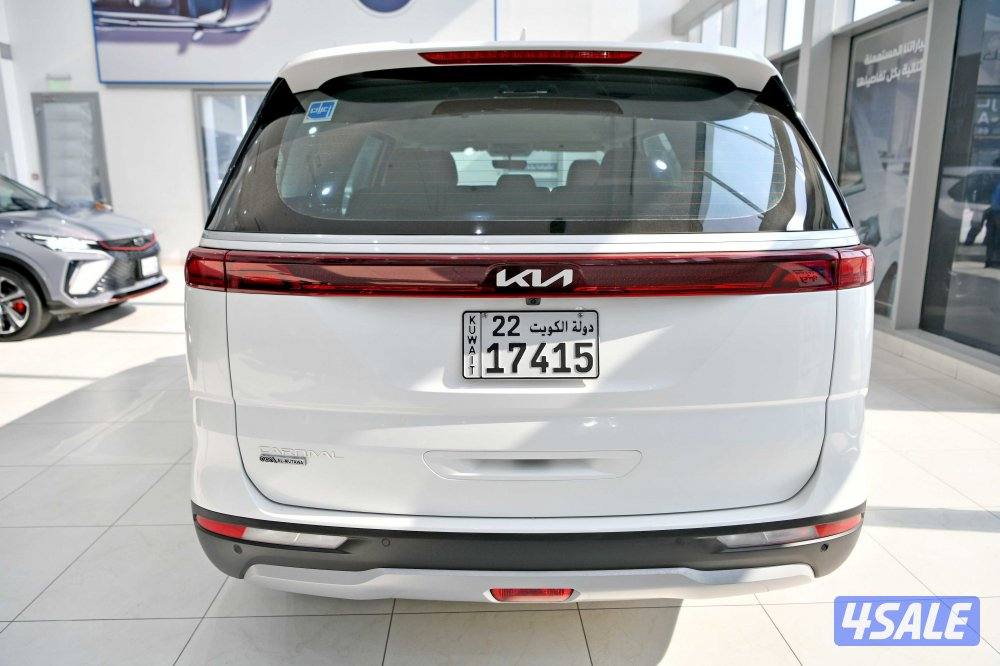 كيا كارنفال3