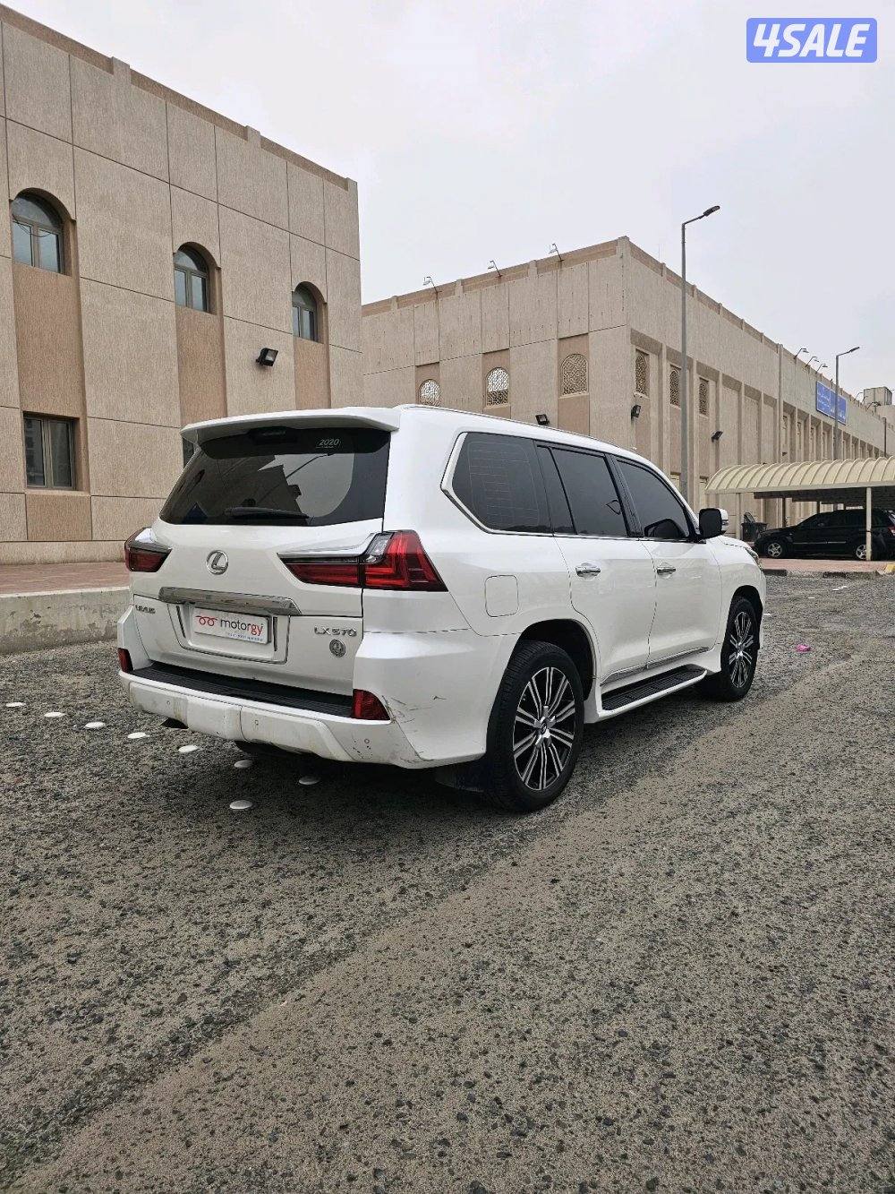 LX570 - 20203