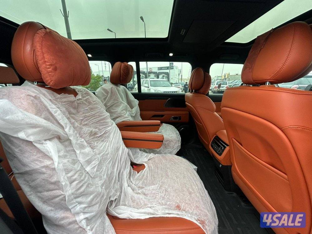 ROX - 01 موديل 2025 ماشى 29.000 k.m5