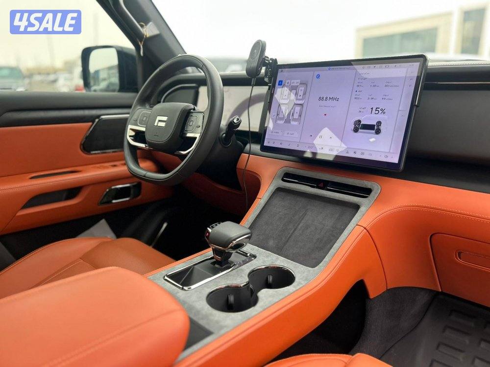 ROX - 01 موديل 2025 ماشى 29.000 k.m7