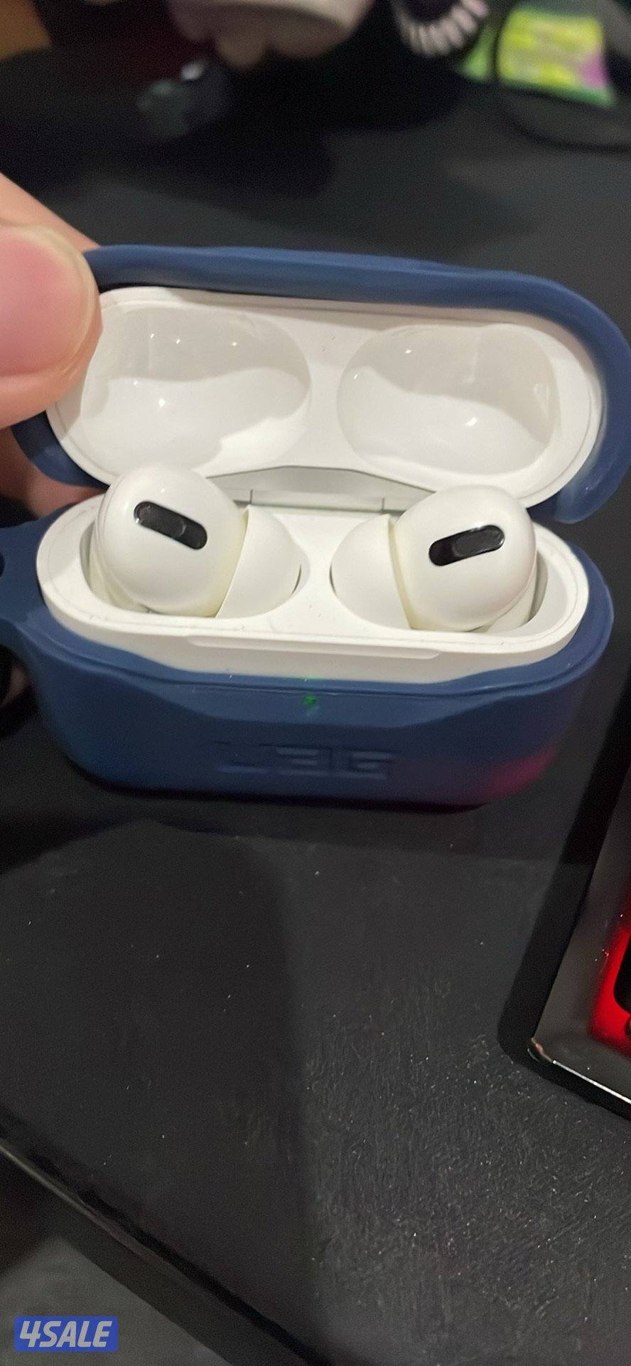 Apple airpods pro 10