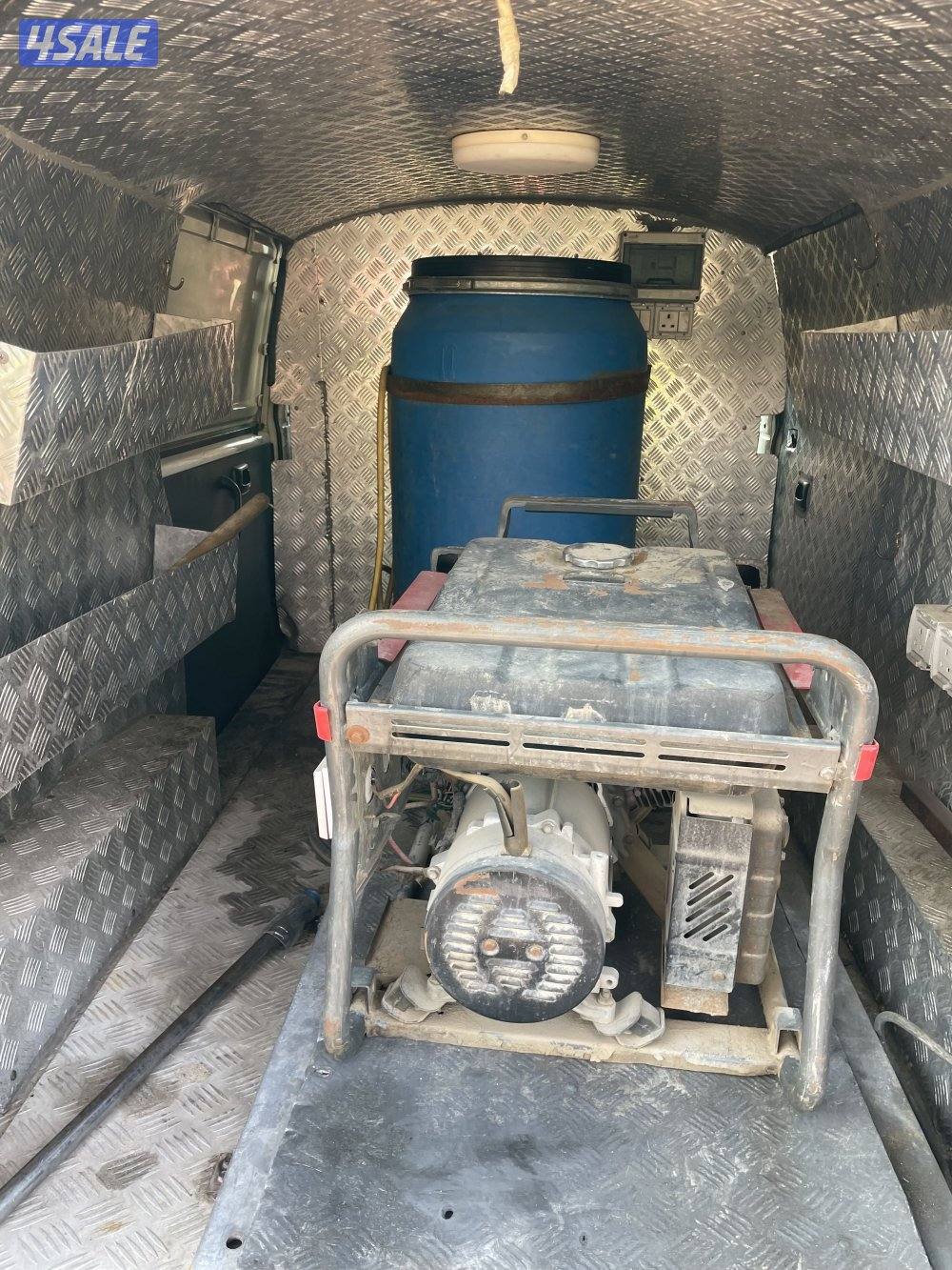 للبيع باصات جمله مجهزه لغسيل السيارات7