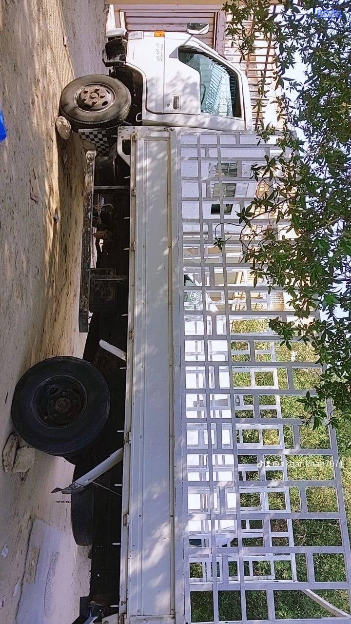 للبيع هاف لوري موديل 20023