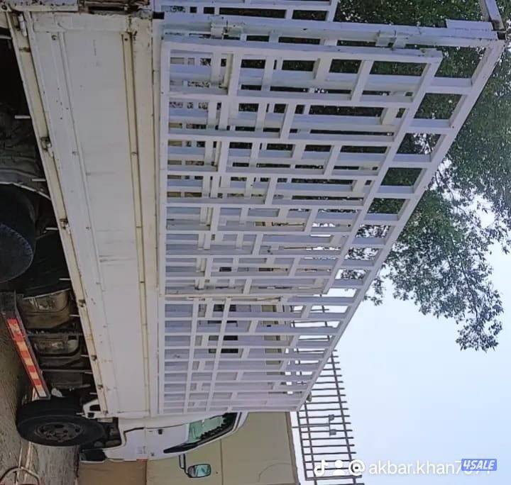 للبيع هاف لوري موديل 20024