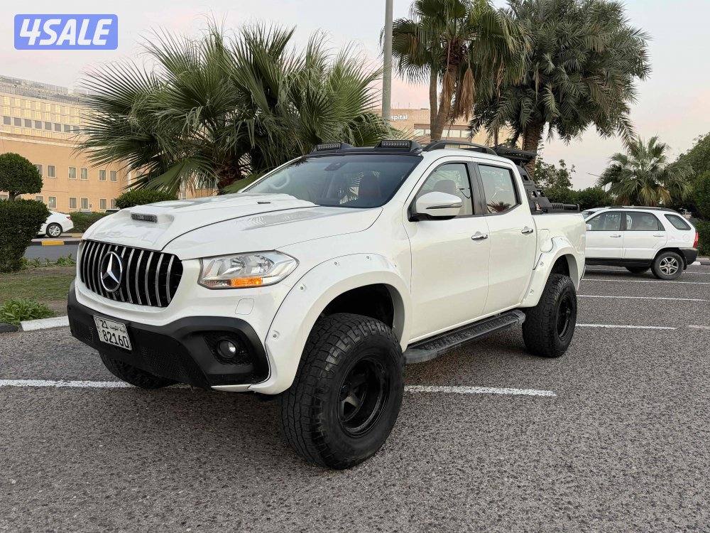 للبيع وانيت مرسيدس x250d موديل 2018(ديزل )0