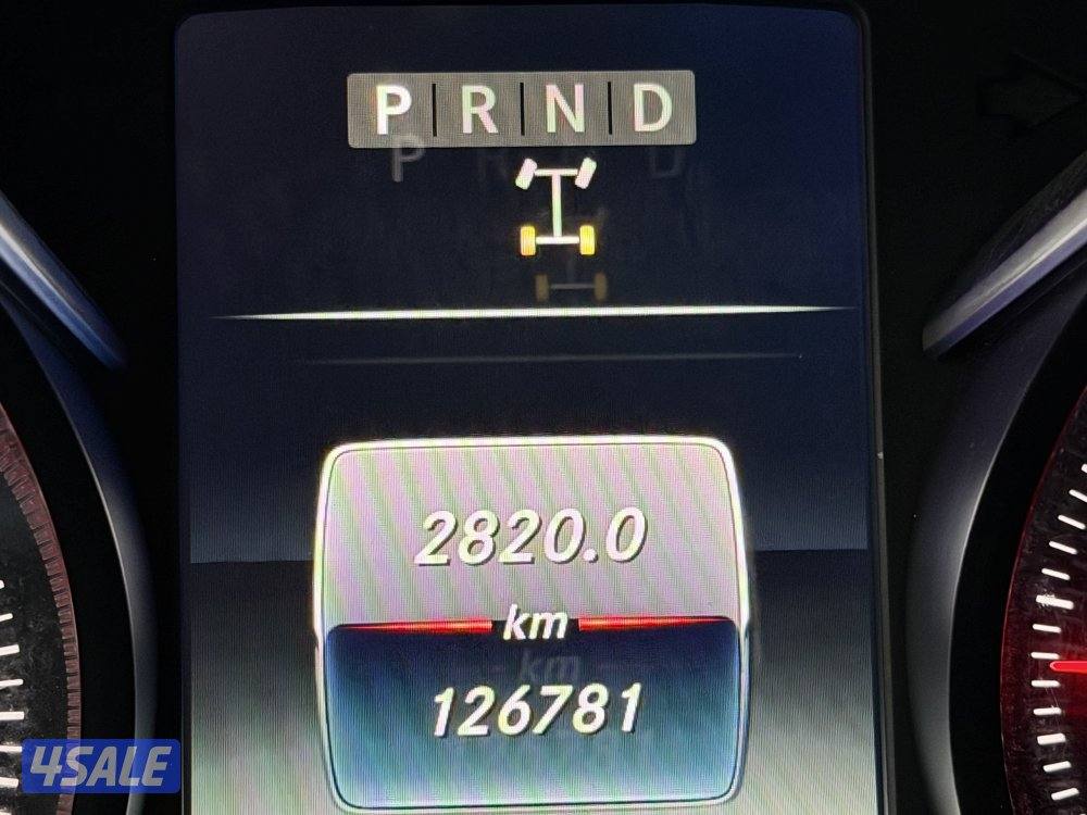 للبيع وانيت مرسيدس x250d موديل 2018(ديزل )5