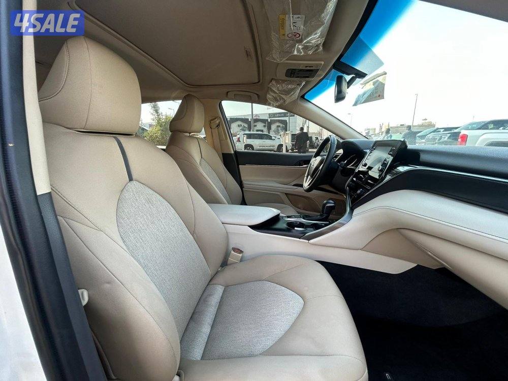 تويوتا  كامرى V4 -GLE موديل 2023 ماشى 82.000 k.m5