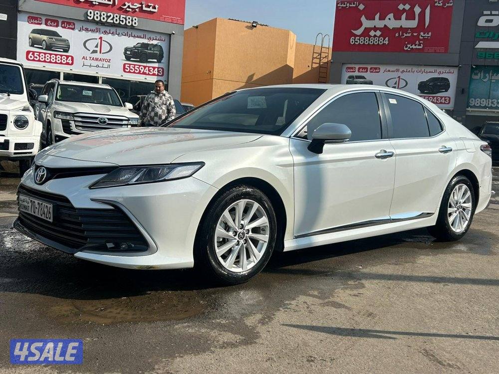 تويوتا  كامرى V4 -GLE موديل 2023 ماشى 82.000 k.m8