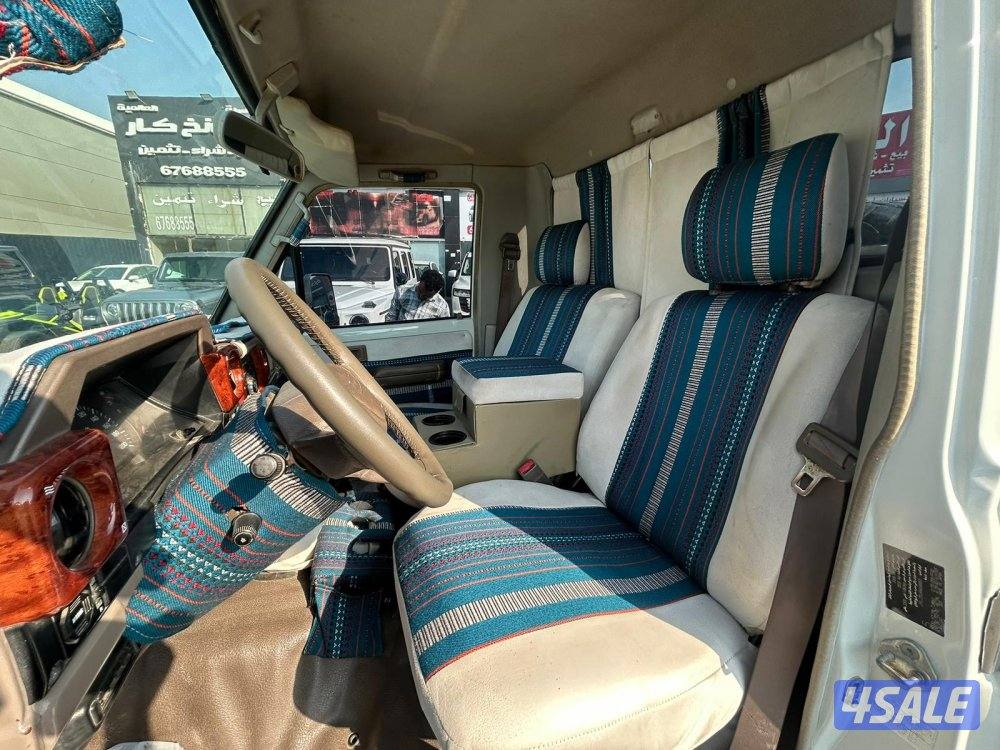 تويوت لاند كروزر شاص LX .V6  موديل 2009 ماشى 580.000 k.m  وارد الخليج6