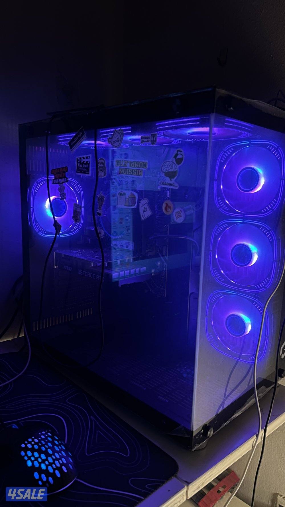 بي سي مع كامل اغراضه للبيع1