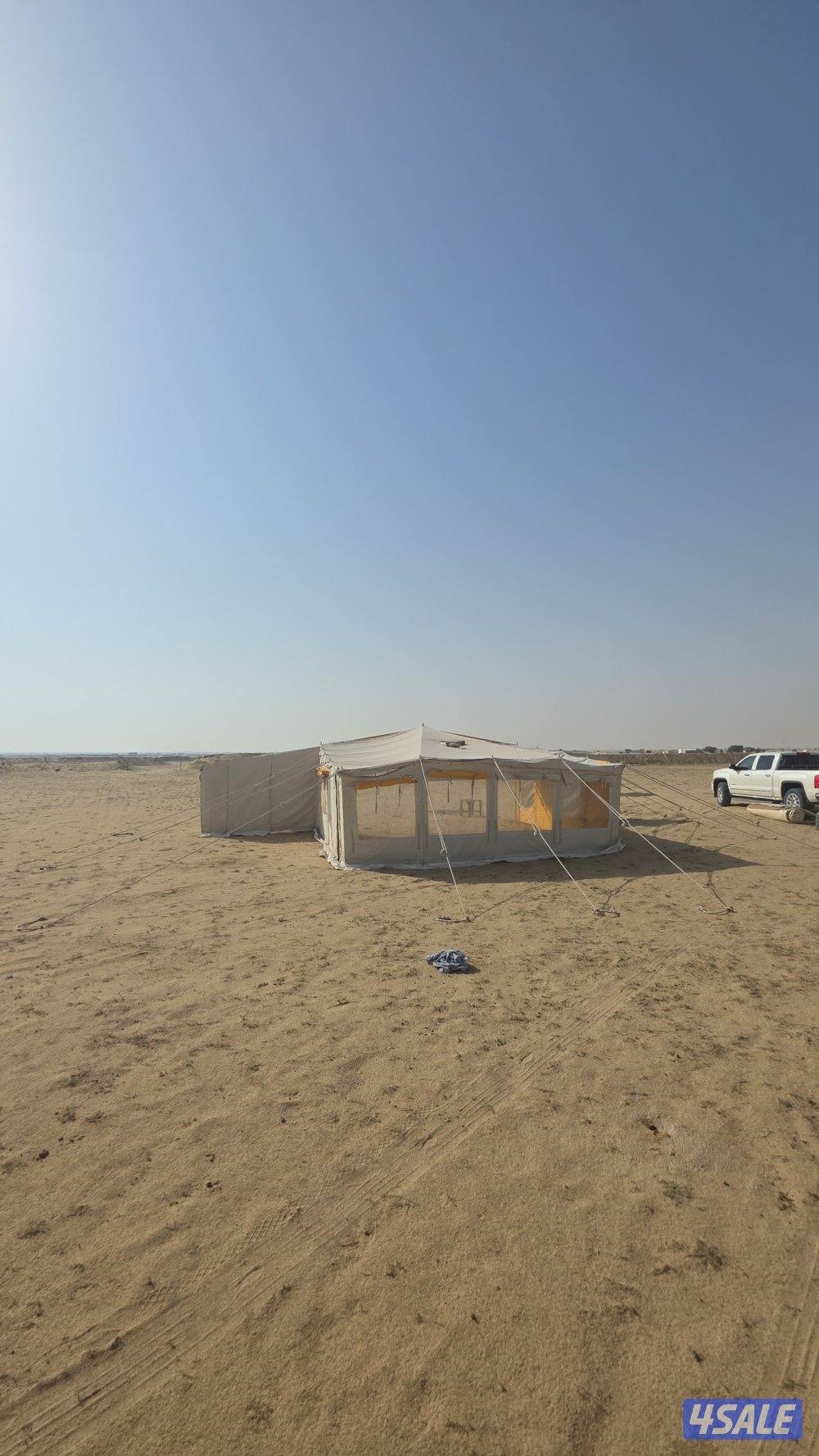 للبيع مقدمات الصباح الشراع ٣ عمد ١١ف٥ مستخدمه موسمين ونضيفه اصفر ساده1