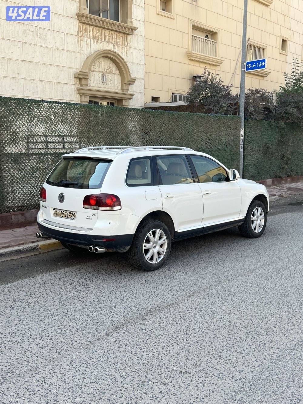 للبيع طوارق 2010 شرط الفحص صبغ الوكالة3