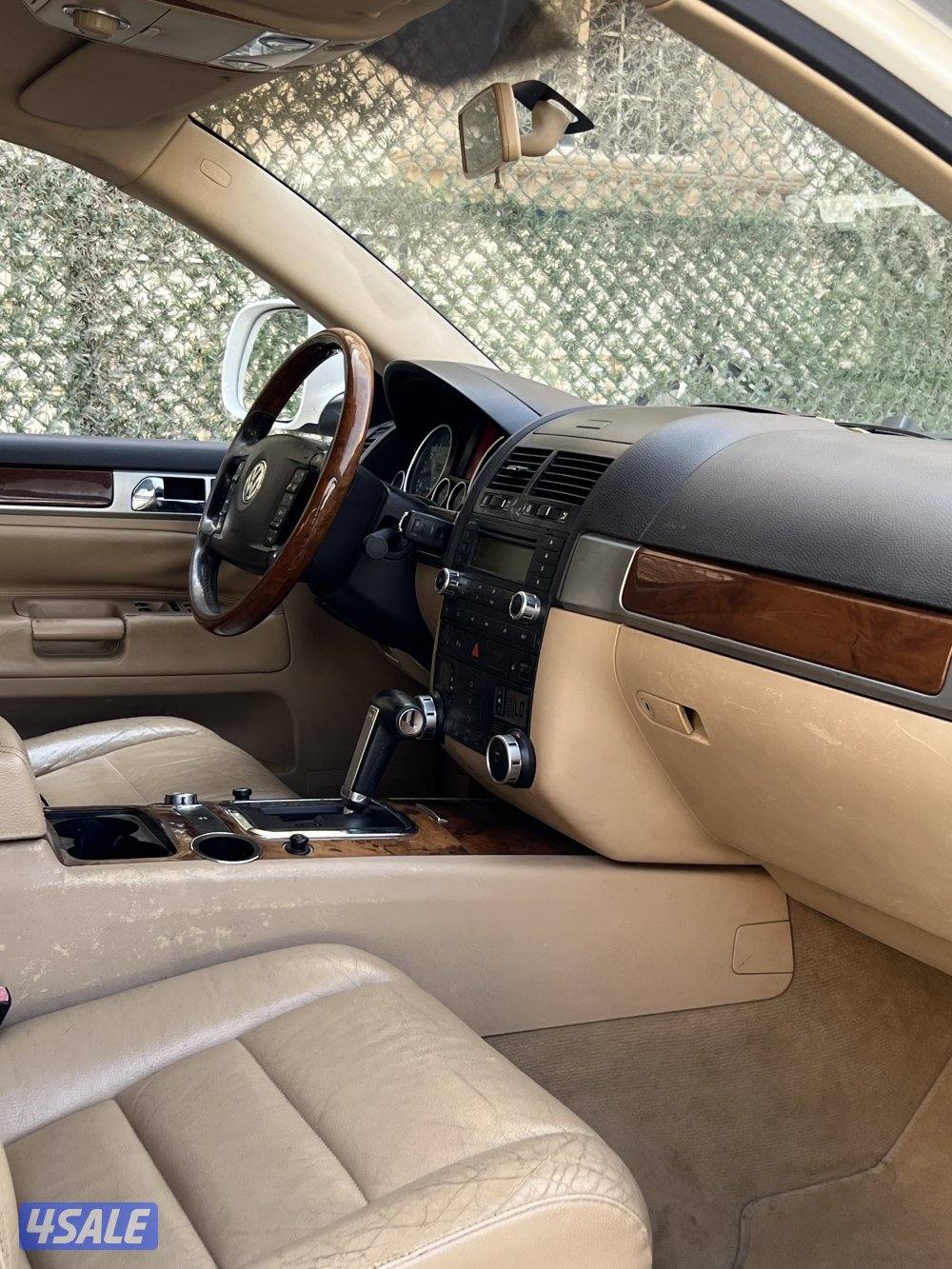 للبيع طوارق 2010 شرط الفحص صبغ الوكالة5