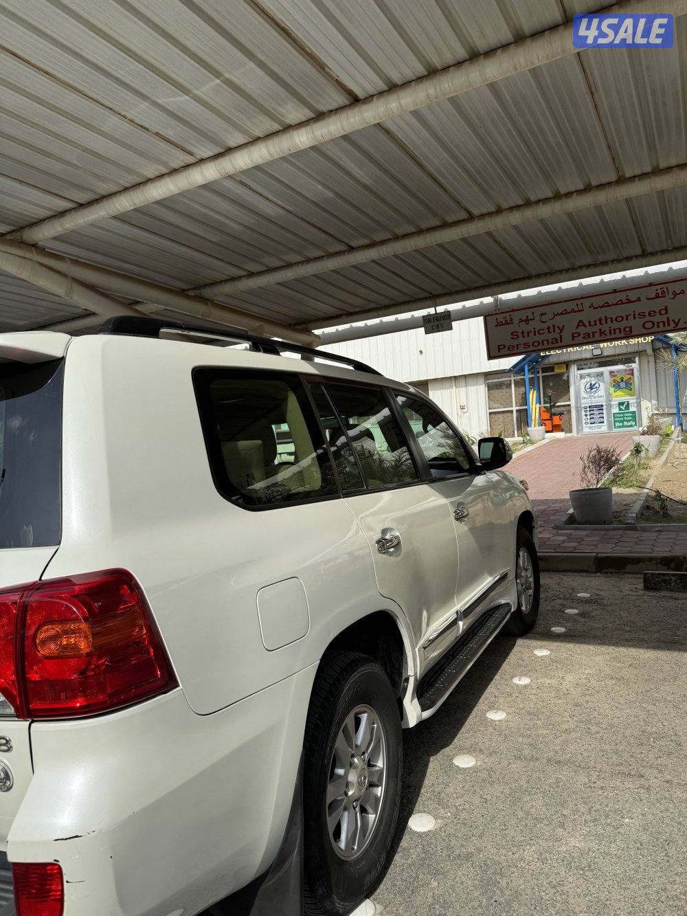 للبيع لاند موديل ٢٠١٢ الساير ٨ سلندر ماشي ٦٢٠ فحص مكينه قير شاصي2