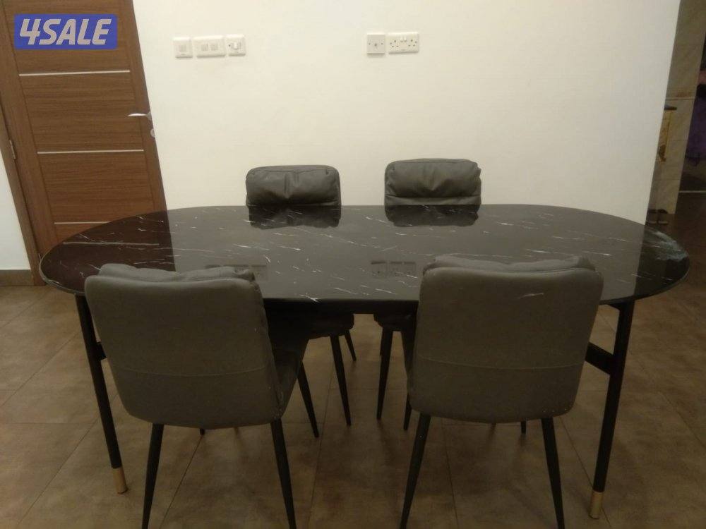 طاولة طعام صفاة هوم1