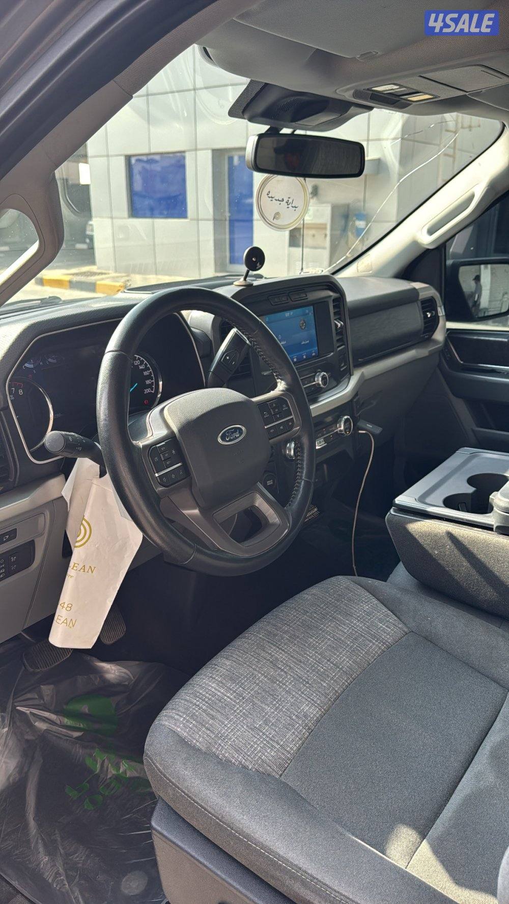 وانيت فورد F-150  موديل 2021  ماشي 167 ألف2