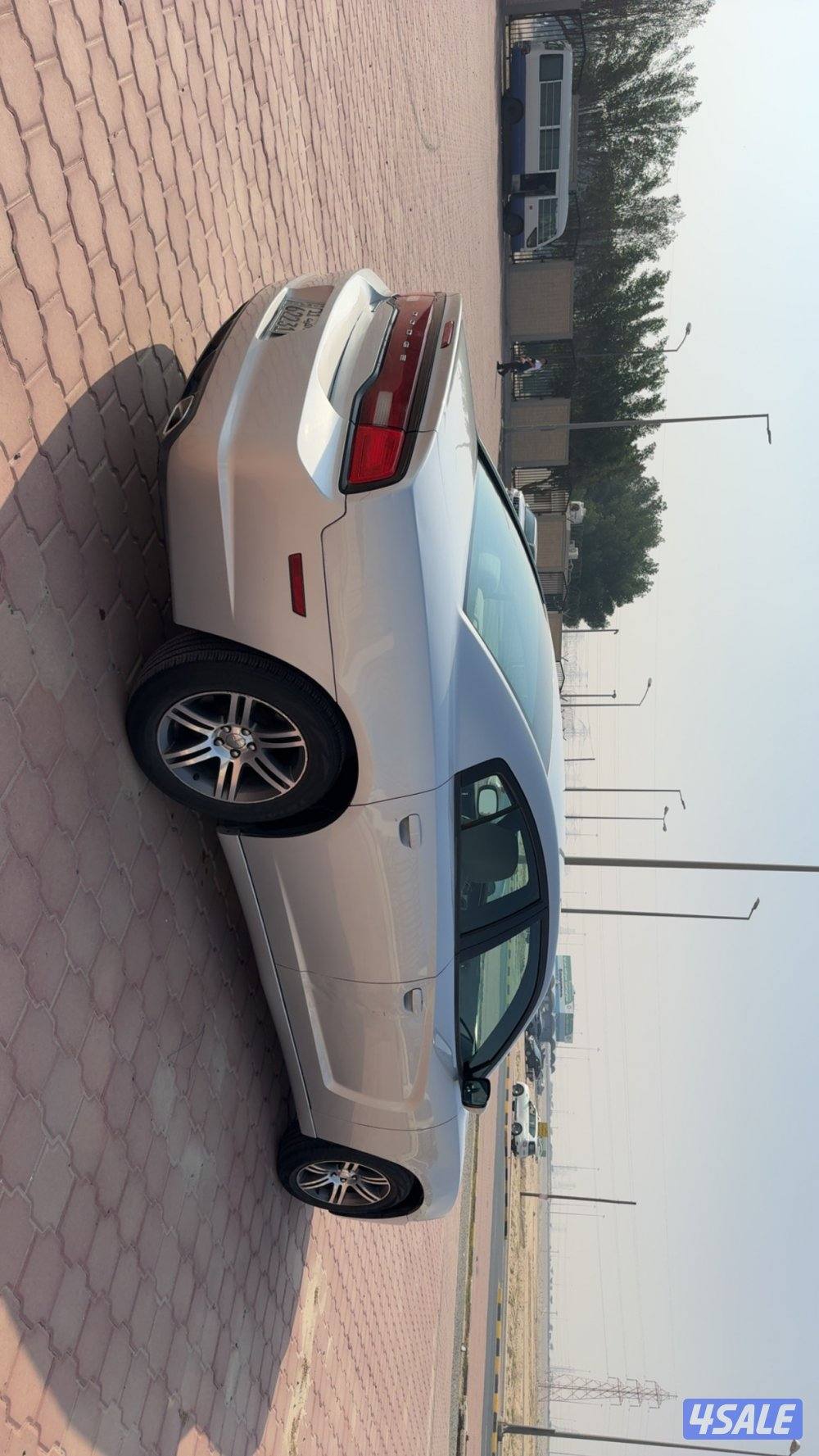 للبيع دودج شارجر 20122