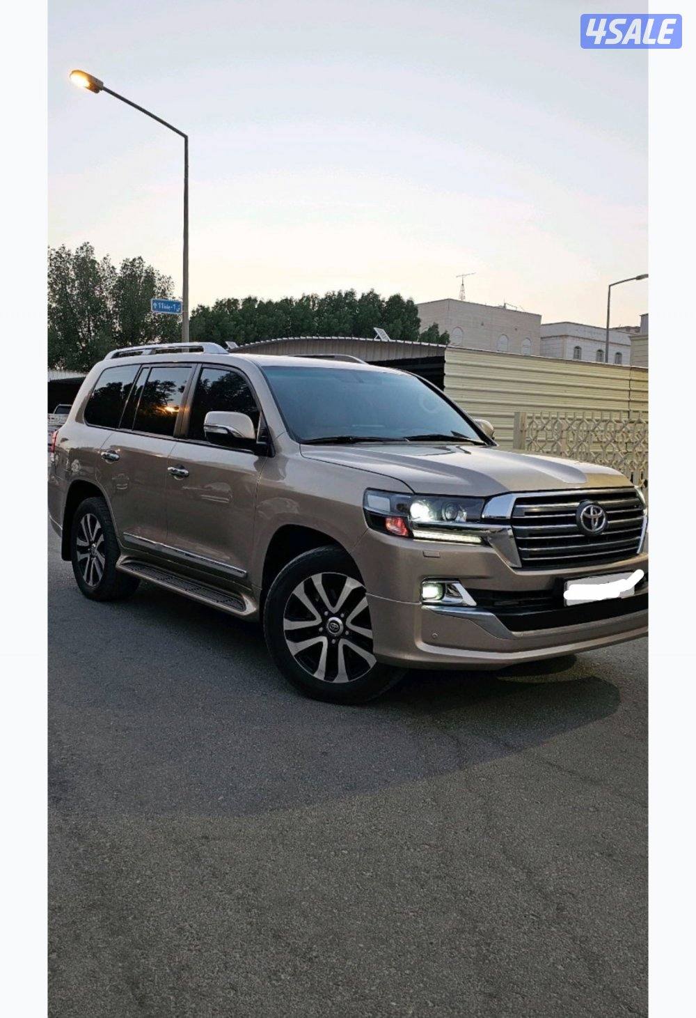 للبيع لاند كروزر قراند تورنق 20192