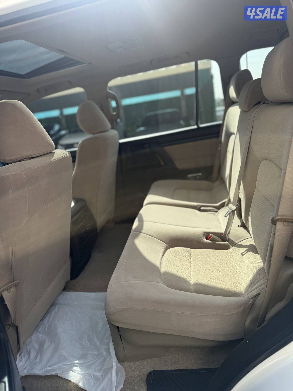 للبيع لاند كروزر صبغ الوكاله وحالته ممتازه4