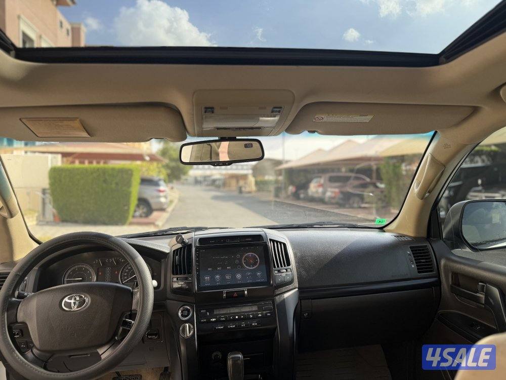 للبيع لاند كروزر صبغ الوكاله وحالته ممتازه5