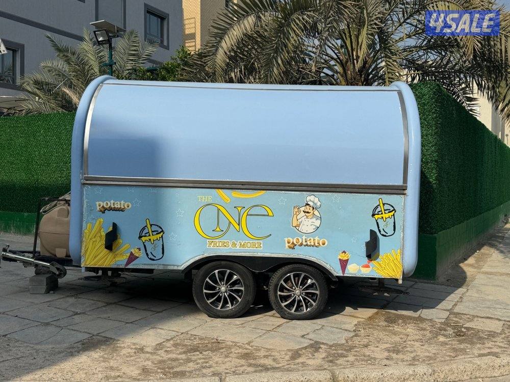 للبيع فود ترك نظييف جداً جداً0