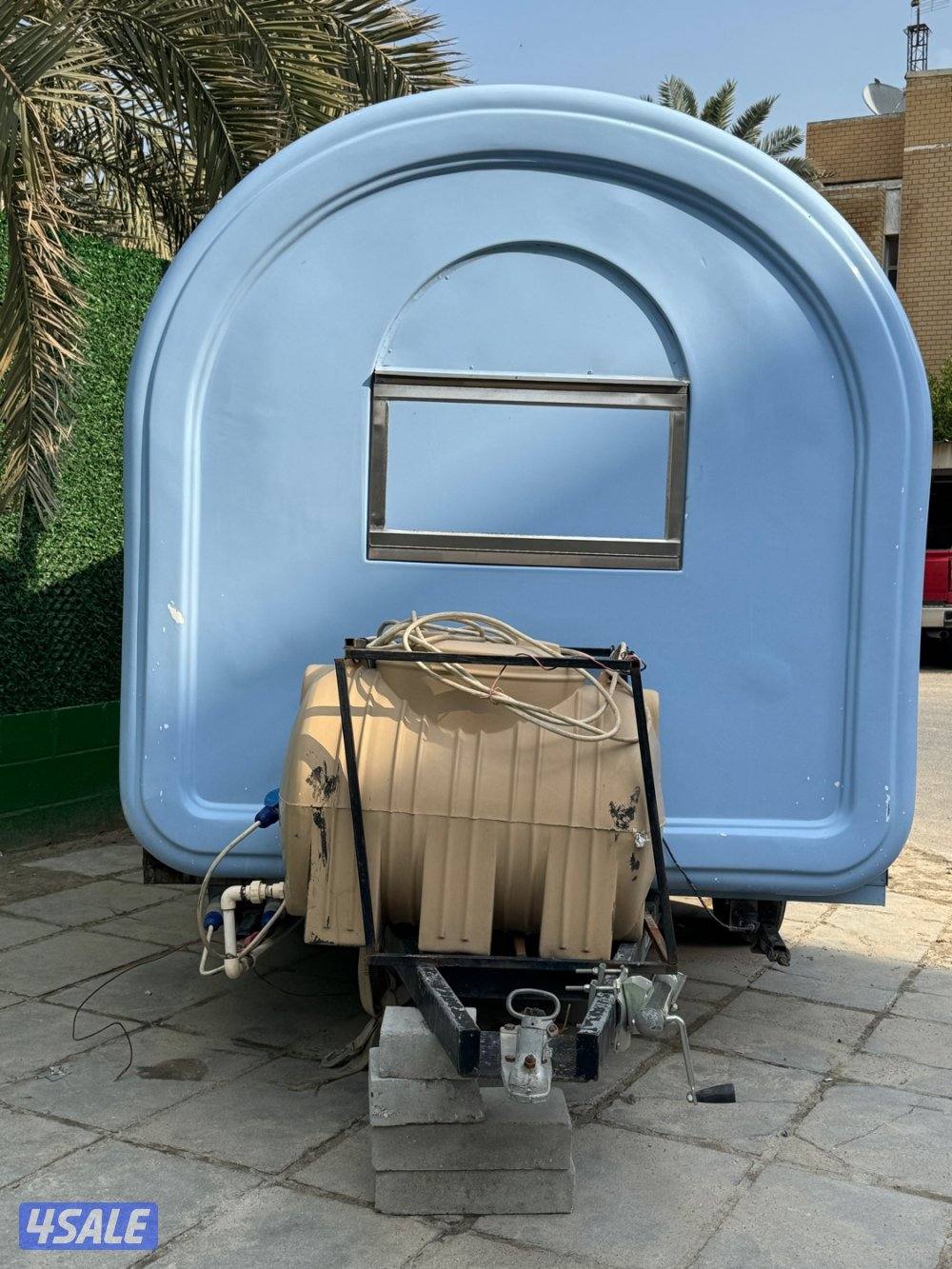 للبيع فود ترك نظييف جداً جداً1