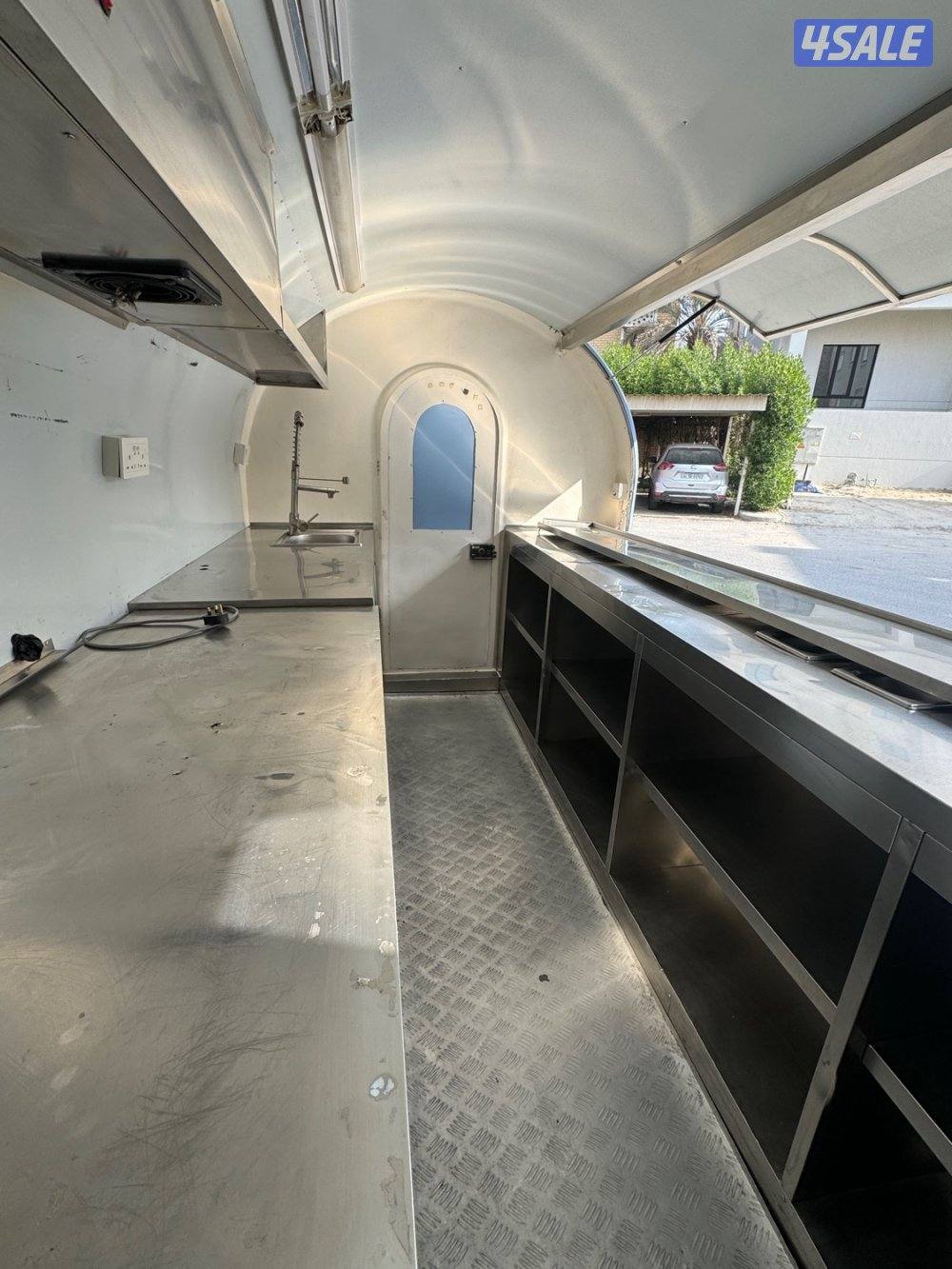 للبيع فود ترك نظييف جداً جداً7