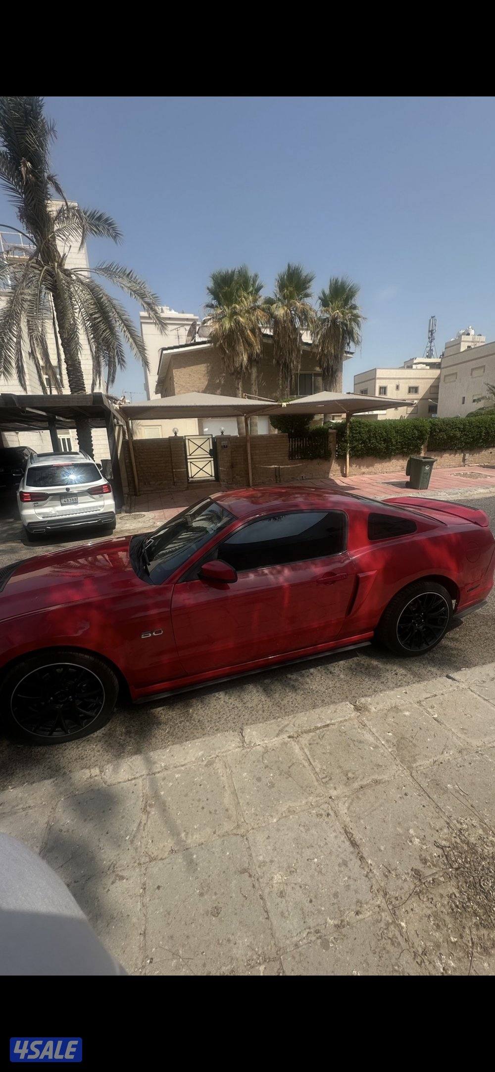 للبيع موستنق 2010 مجدد 2014  او للبدل مع وانيت غماره ٦ غيار4