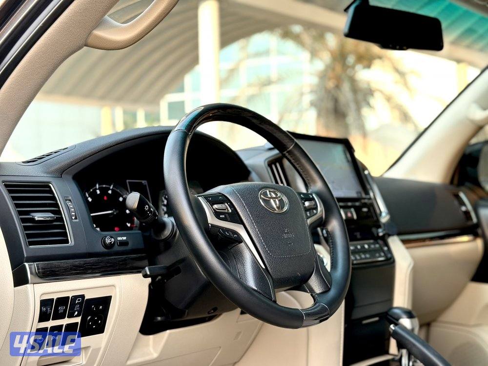 معرض القمة🚩7