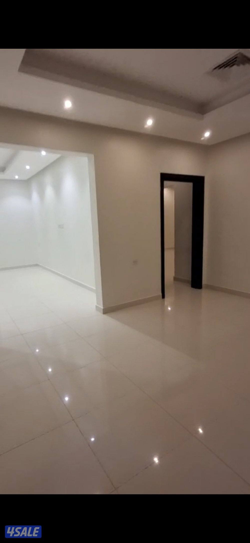 للايجار شقه فى صباح الاحمد سوبر ديلوكس0