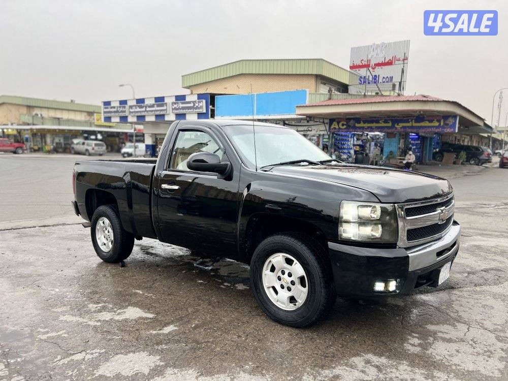 ‏للبيع وانيت سلفرادو موديل2011 المكينة الكبيرة ستة غيار دبل1