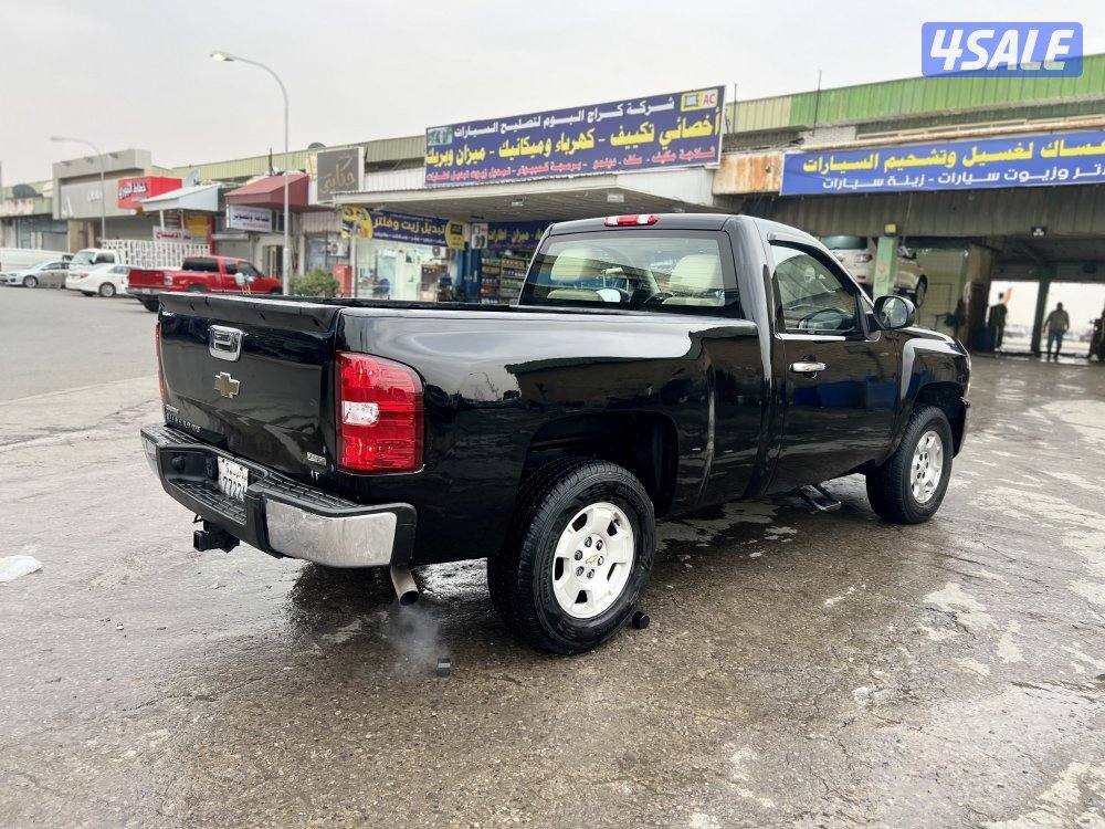 ‏للبيع وانيت سلفرادو موديل2011 المكينة الكبيرة ستة غيار دبل4