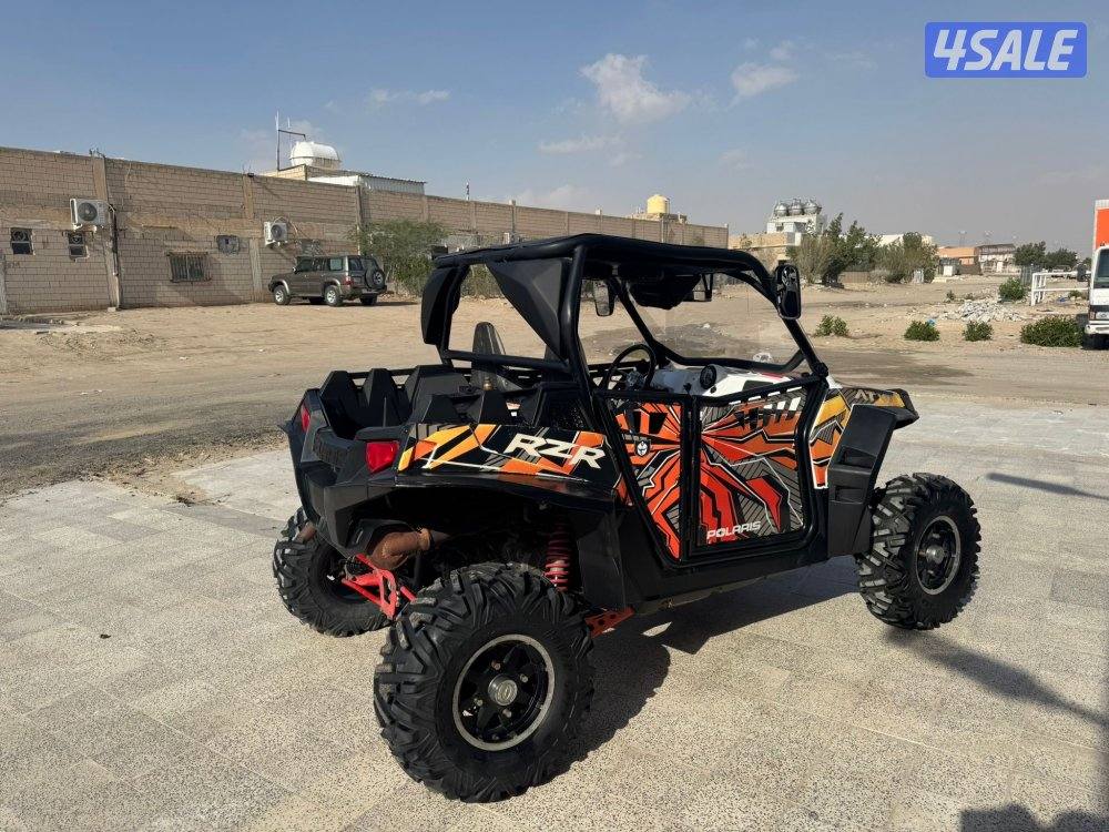 الرجاء قراءة الإعلان جيد للبيع سيارتين بولاريس توسيت  و فورسيت6