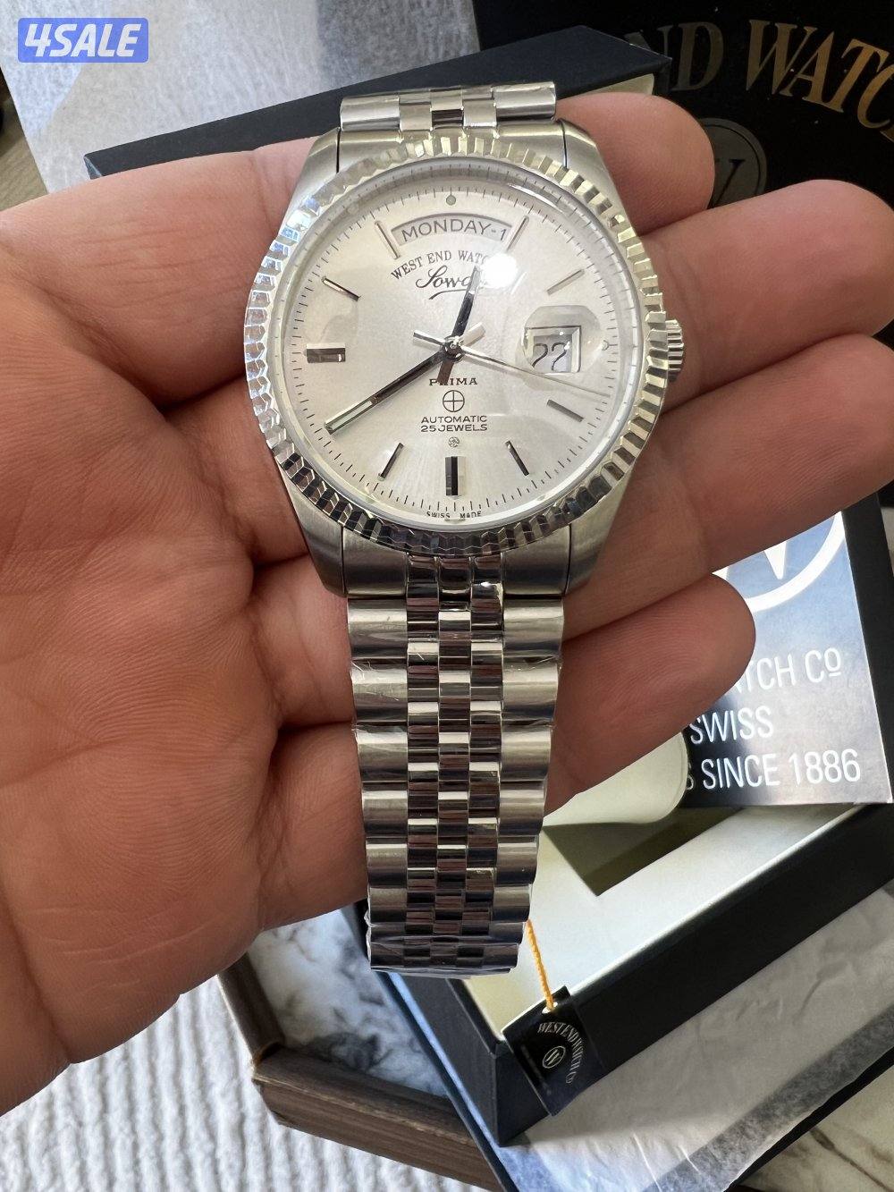 للبيع ساعه ويست اند جديده لم تستخدم بالكرتون1