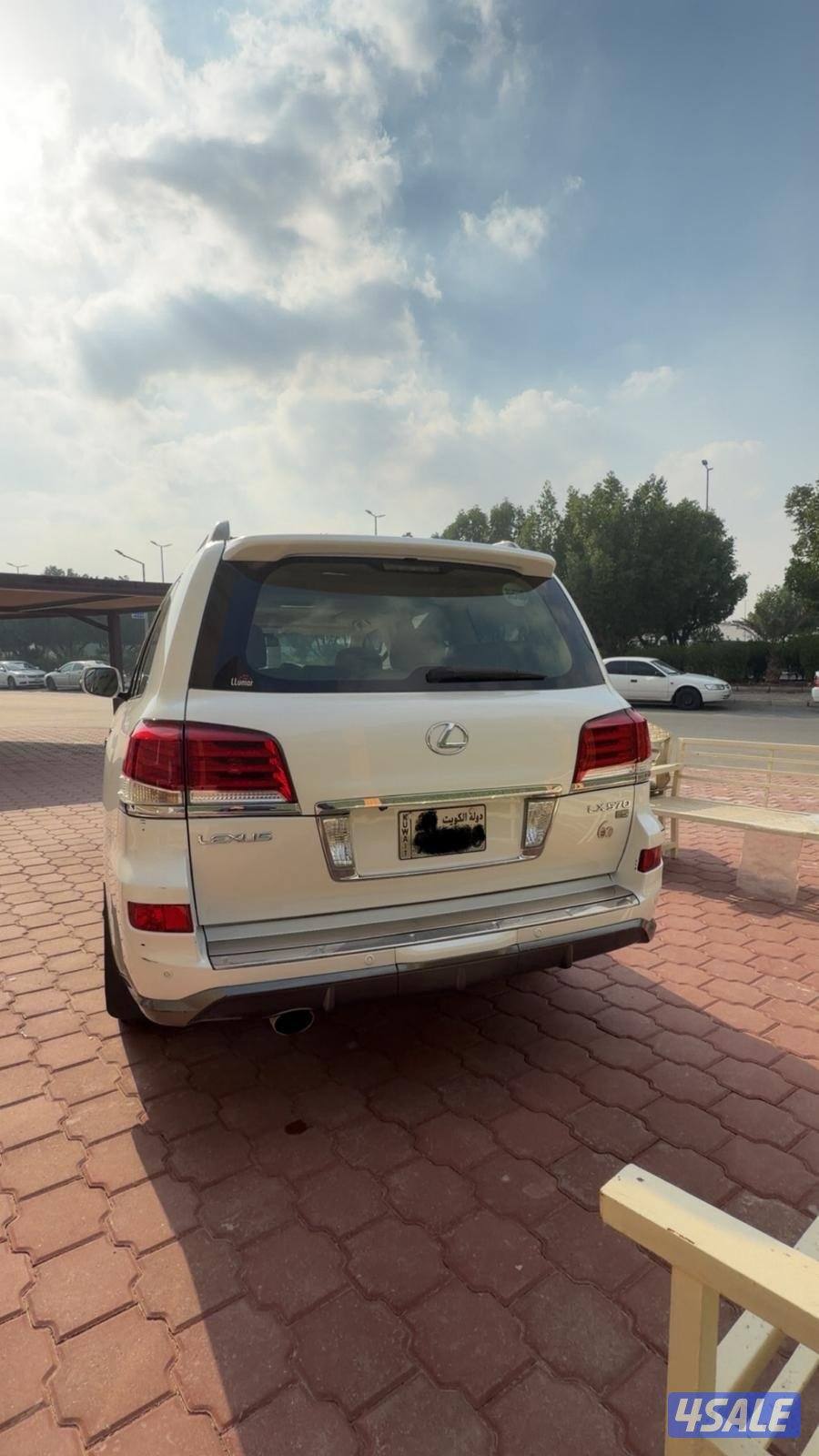 للبيع لكزس2