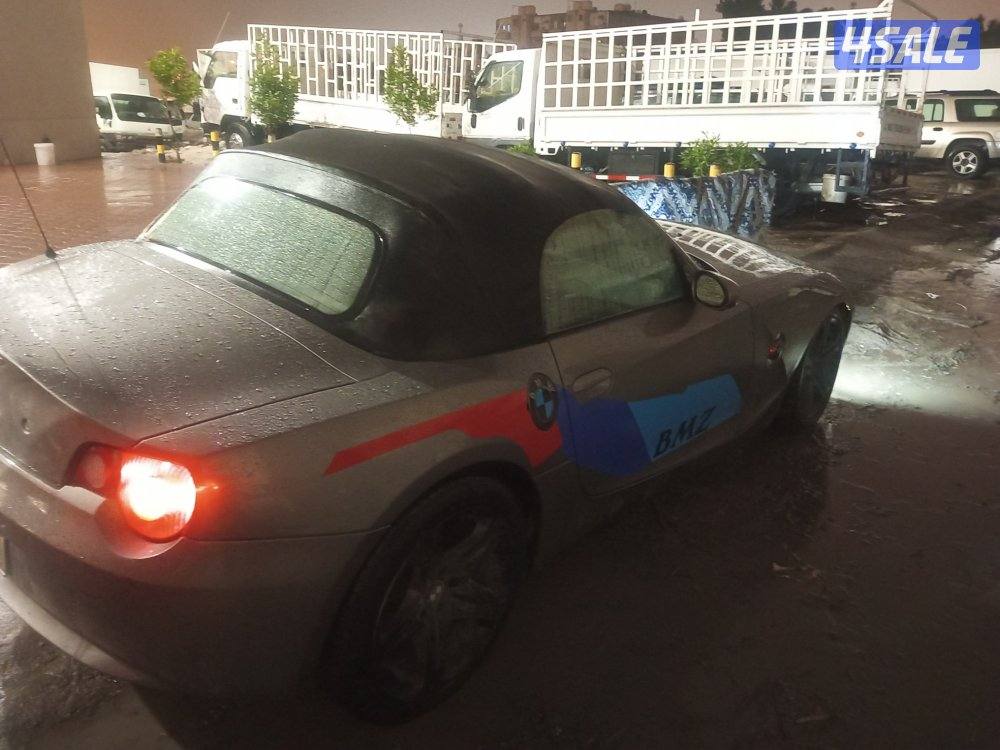 BMW Z4 رودستر – سبورت – حالة جيدة
للبيع سيارة BMW Z4
سقف قماشي (Conver6