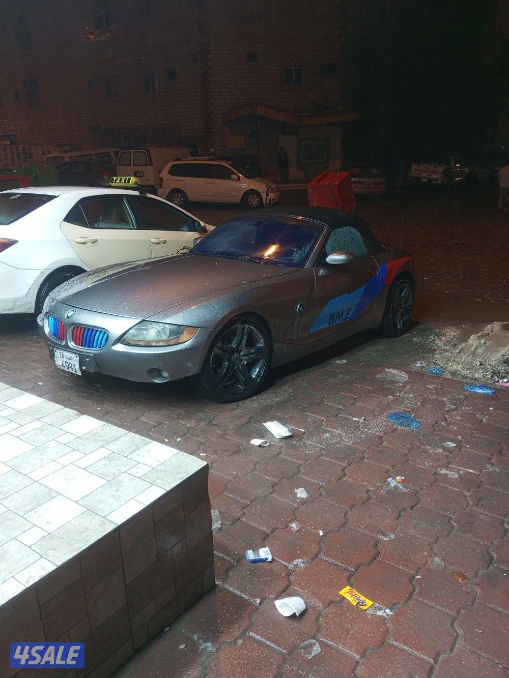 BMW Z4 رودستر – سبورت – حالة جيدة
للبيع سيارة BMW Z4
سقف قماشي (Conver10