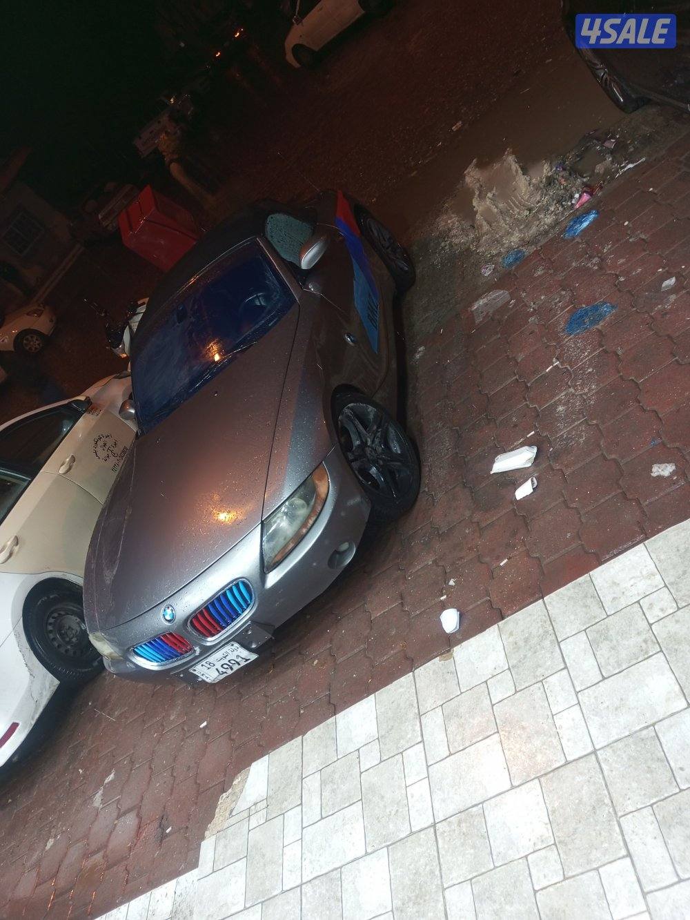 BMW Z4 رودستر – سبورت – حالة جيدة
للبيع سيارة BMW Z4
سقف قماشي (Conver12