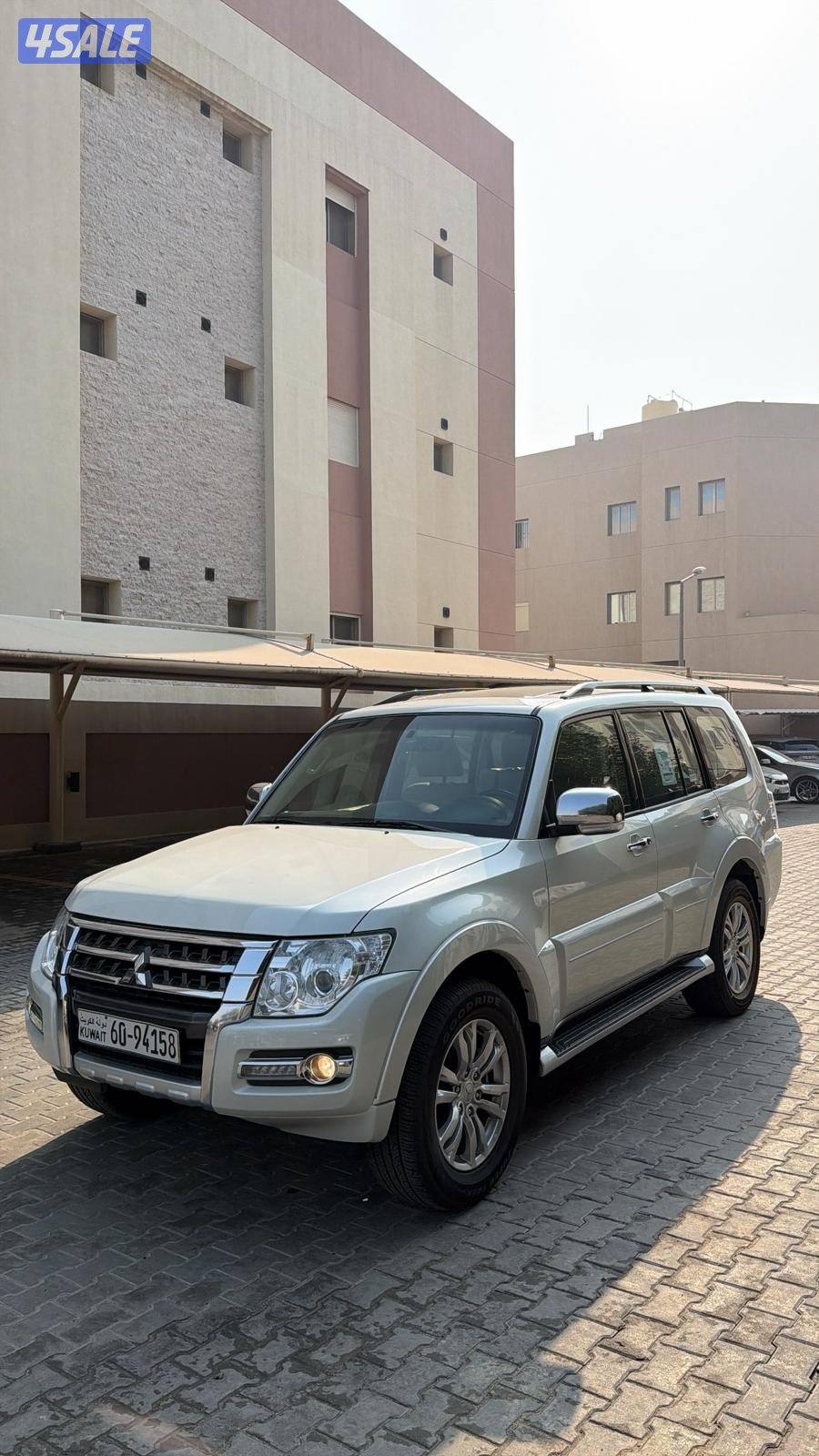 لبيع باجيرو 2022 شرط الفحص صبغ الوكاله كامل الموصفات فل ابشن0