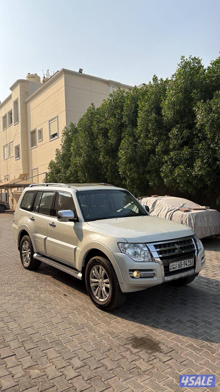 لبيع باجيرو 2022 شرط الفحص صبغ الوكاله كامل الموصفات فل ابشن4