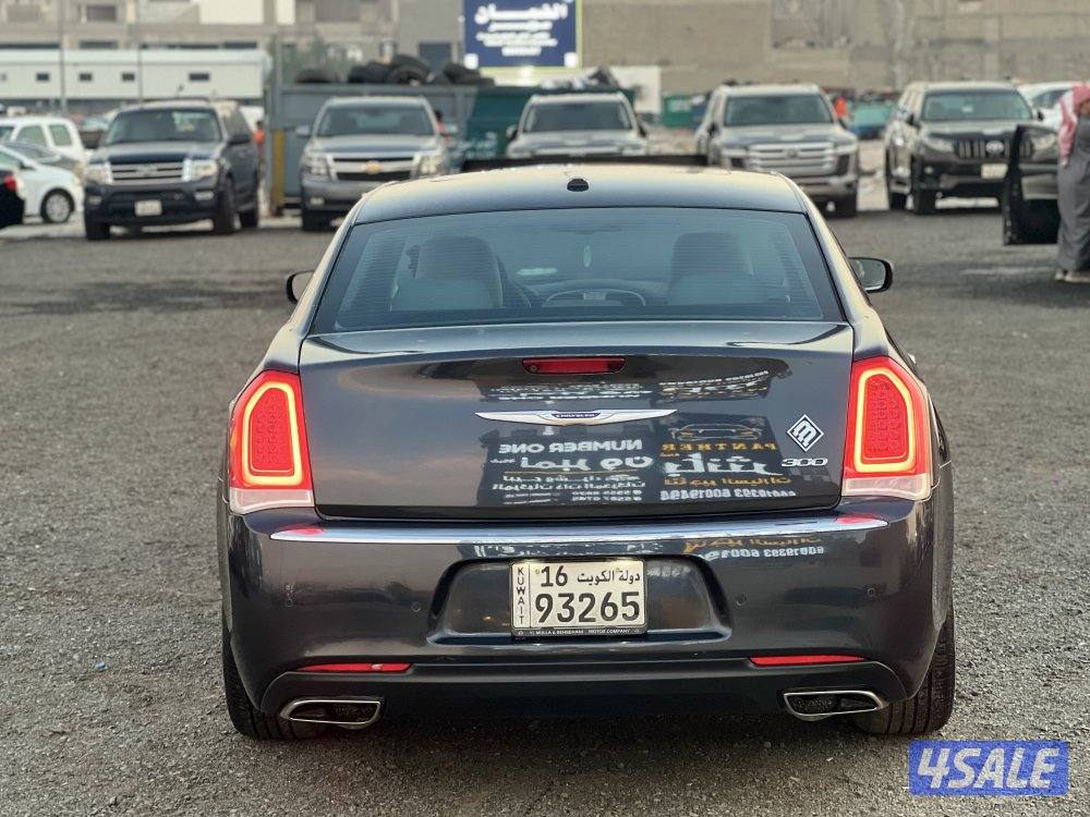 للبيع كرايزلر C300 موديل 2019 الفل عداد1404