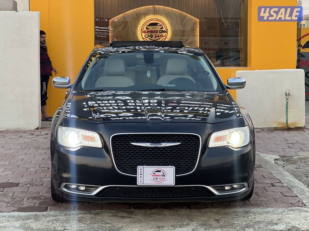 للبيع كرايزلر C300 موديل 2019 الفل عداد1409