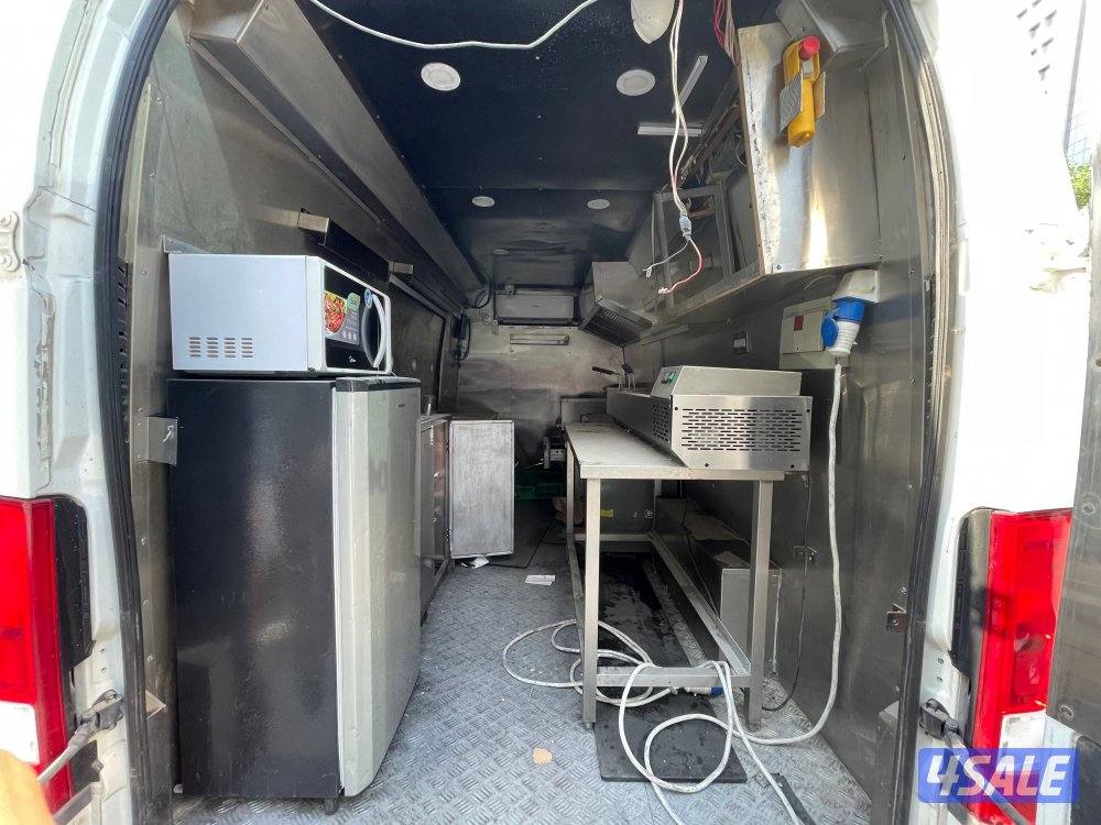 بيجو… فود تراك…موديل 2016 العداد 3 الاف كم6