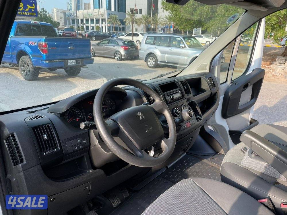 بيجو… فود تراك…موديل 2016 العداد 3 الاف كم14