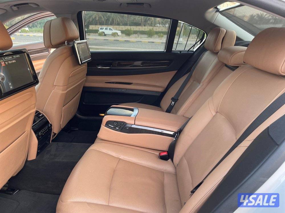 BMW 750Li وارد الغانم ٢٠١٤ بحاله ممتازه13