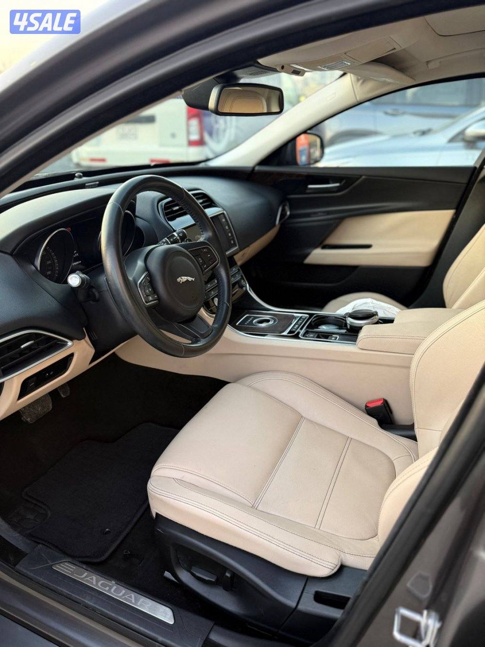 جاكور XE عداد 77 شرط الفحص بالكامل5