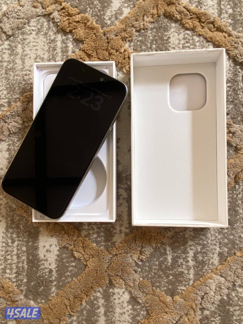 للبيع ايفون 15 برو ماكس6