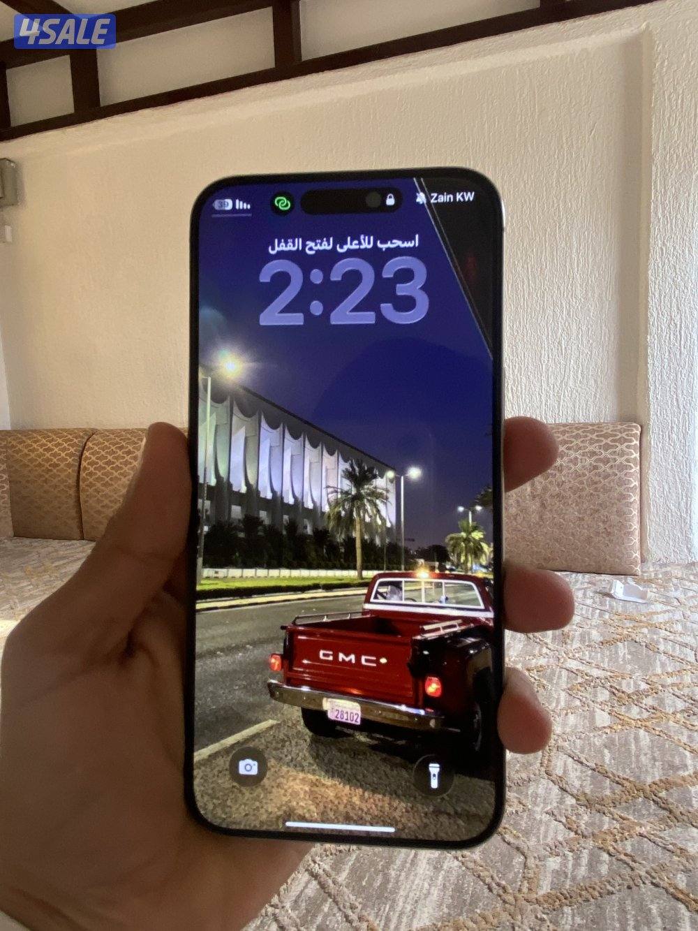 للبيع ايفون 15 برو ماكس7